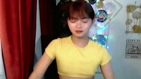 Snapshot of sensational_yeng chatting on 01/11/26, 02:44 sensational_yeng online show from 01/11/26, 02:44