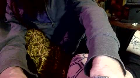 Snapshot of sensisubcei chatting on 03/10/25, 03:12 sensiswitch online show from 03/10/25, 03:12