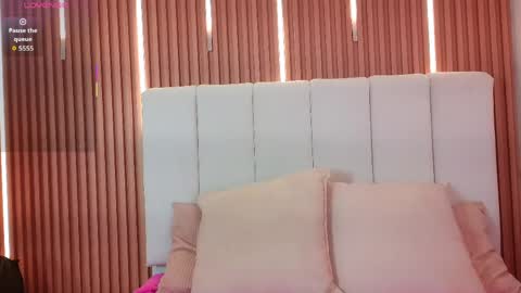 Sensual Kim77 online show from 05/09/26, 12:43