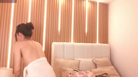 Sensual Kim77 online show from 06/23/26, 12:36