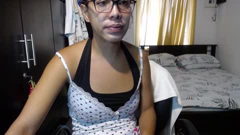 sensual_natalie online show from 02/11/25, 06:44