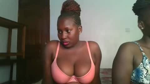 Snapshot of sensual_ria chatting on 03/25/26, 09:26 sensual_ria online show from 03/25/26, 09:26