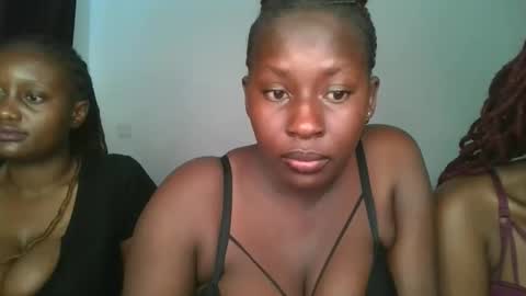 Snapshot of sensual_ria chatting on 03/27/26, 09:10 sensual_ria online show from 03/27/26, 09:10