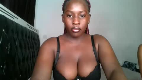 Snapshot of sensual_ria chatting on 05/31/26, 06:21 sensual_ria online show from 05/31/26, 06:21