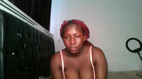 Snapshot of sensual_ria chatting on 06/03/26, 08:17 sensual_ria online show from 06/03/26, 08:17