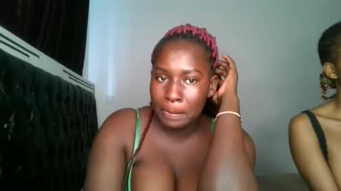Snapshot of sensual_ria chatting on 06/04/26, 06:41 sensual_ria online show from 06/04/26, 06:41