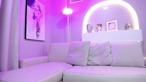 Snapshot of sensual_shanel chatting on 07/09/26, 02:15 sensual_shanel online show from 07/09/26, 02:15