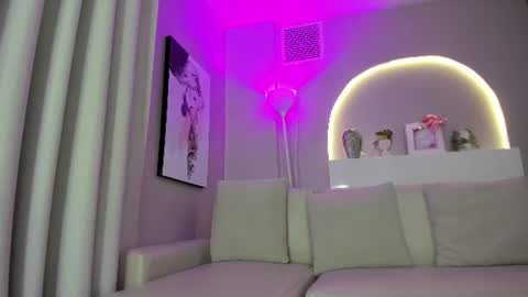 Snapshot of sensual_shanel chatting on 07/26/26, 02:20 sensual_shanel online show from 07/26/26, 02:20