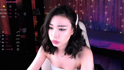 Snapshot of sensualily chatting on 12/26/24, 06:33 Kiki online show from 12/26/24, 06:33