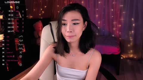 Snapshot of sensualily chatting on 12/28/24, 09:40 Kiki online show from 12/28/24, 09:40