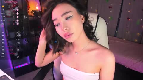 Snapshot of sensualily chatting on 01/10/26, 03:41 Kiki online show from 01/10/26, 03:41