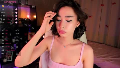 Snapshot of sensualily chatting on 02/07/26, 04:11 Kiki online show from 02/07/26, 04:11