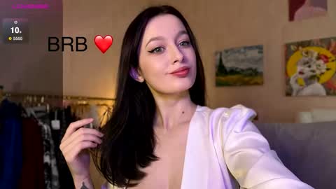 Snapshot of sensuallucy233 chatting on 12/22/25, 05:59 sensuallucy233 online show from 12/22/25, 05:59