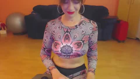 Snapshot of sensualmyra chatting on 04/29/26, 02:10 sensualmyra online show from 04/29/26, 02:10