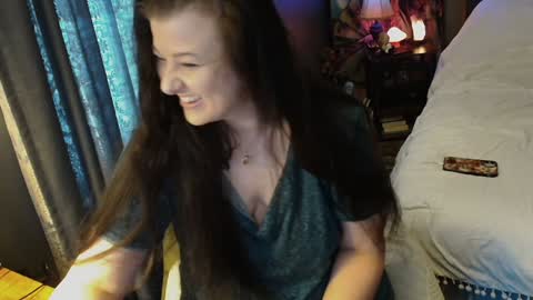 Tara online show from 12/22/24, 01:44