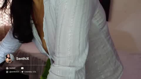 Snapshot of senthix1983 chatting on 12/01/24, 04:29 senthix heyy promo en OnlyFans aprovecha 85 descuento online show from 12/01/24, 04:29