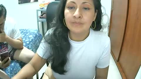 Snapshot of senthix1983 chatting on 03/04/25, 07:41 senthix heyy promo en OnlyFans aprovecha 85 descuento online show from 03/04/25, 07:41