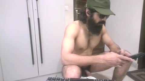 Snapshot of sentientarjun chatting on 11/26/25, 08:43 Sentient Being online show from 11/26/25, 08:43