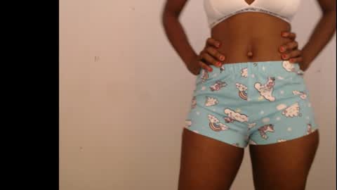 Anne online show from 12/05/25, 03:59