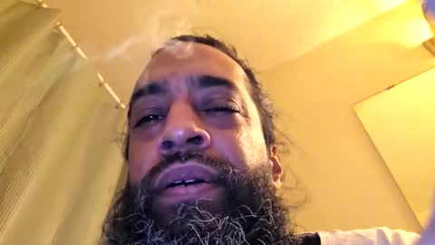 Snapshot of serani02 chatting on 01/08/26, 12:29 Serani online show from 01/08/26, 12:29