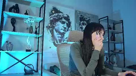 Snapshot of seraphinesparda chatting on 06/14/26, 01:57 Sera online show from 06/14/26, 01:57