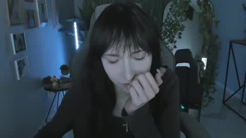 Snapshot of seraphinesparda chatting on 06/20/26, 12:41 Sera online show from 06/20/26, 12:41