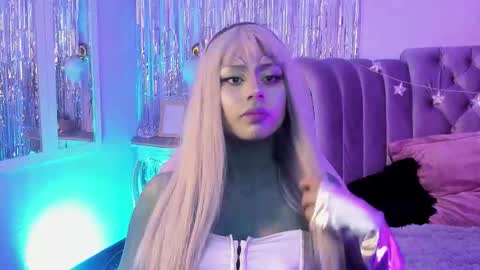 Seren  Follow me online show from 11/01/25, 03:19