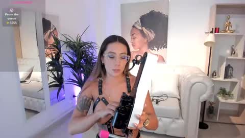 serena___ online show from 09/12/25, 02:55