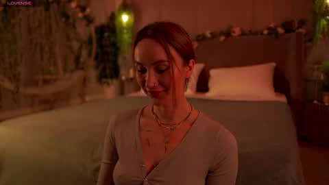 serena_waldarf online show from 09/22/25, 06:21