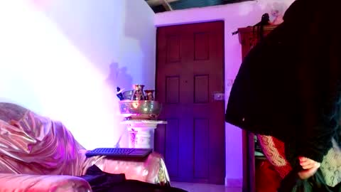 Serena Xyz online show from 11/02/25, 05:15