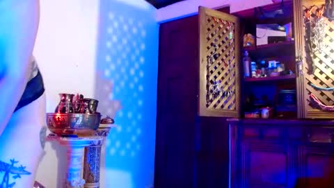 Serena Xyz online show from 11/03/25, 05:47