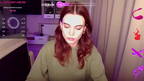 Snapshot of serenamilss chatting on 10/18/25, 02:29 serenamilss online show from 10/18/25, 02:29