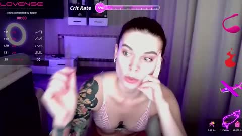 Snapshot of serenamilss chatting on 11/04/25, 04:06 serenamilss online show from 11/04/25, 04:06
