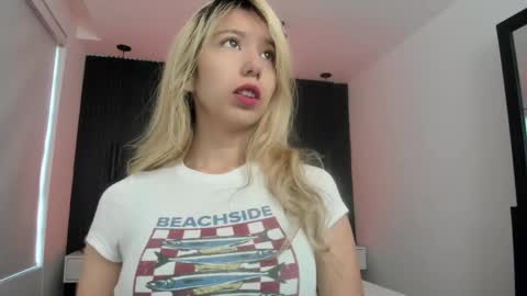 Serene online show from 10/30/25, 12:17