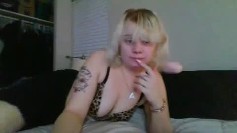 Snapshot of serenityfaith1 chatting on 02/18/25, 02:27 serenityfaith1 online show from 02/18/25, 02:27