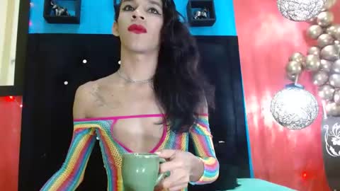 Snapshot of serenityroche chatting on 01/08/25, 11:32 serenityroche online show from 01/08/25, 11:32