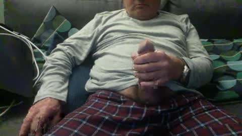 serge8413 online show from 02/25/25, 05:41