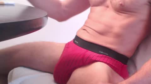 Snapshot of sergio_ch chatting on 04/05/26, 05:26 sergio_ch online show from 04/05/26, 05:26