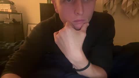 Snapshot of seriously_looking chatting on 10/24/25, 05:48 Pretty Cock98 online show from 10/24/25, 05:48