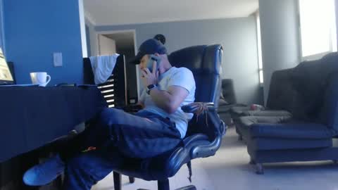 Snapshot of serioyhetero19 chatting on 02/27/25, 10:31 hetero serio discreto online show from 02/27/25, 10:31