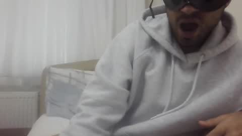 Snapshot of sero98313230 chatting on 12/13/24, 01:33 sero98313230 online show from 12/13/24, 01:33