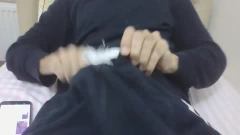 Snapshot of sero98313230 chatting on 11/15/25, 07:54 sero98313230 online show from 11/15/25, 07:54