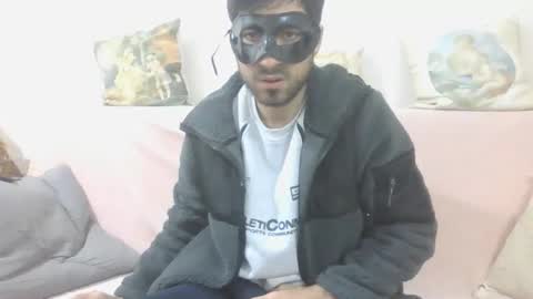 Snapshot of sero98313230 chatting on 03/04/26, 06:19 sero98313230 online show from 03/04/26, 06:19