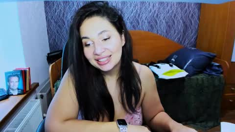 Snapshot of serpenttempter88 chatting on 02/09/25, 08:44 VIOLA online show from 02/09/25, 08:44