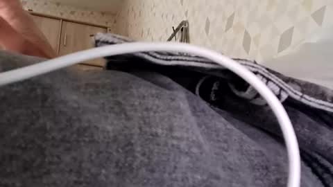 Snapshot of serpenttiin chatting on 11/17/25, 02:01 serpenttiin online show from 11/17/25, 02:01