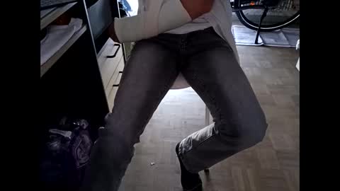 Snapshot of serpenttiin chatting on 11/27/25, 12:07 serpenttiin online show from 11/27/25, 12:07