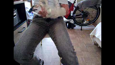 Snapshot of serpenttiin chatting on 12/03/25, 11:08 serpenttiin online show from 12/03/25, 11:08