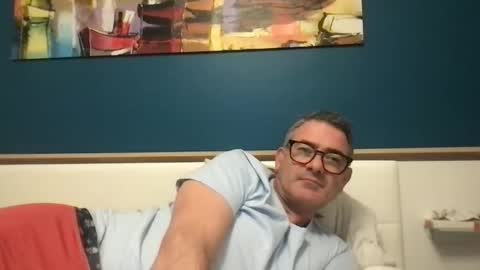 Snapshot of sesamechris92 chatting on 01/09/26, 05:15 sesamechris92 online show from 01/09/26, 05:15