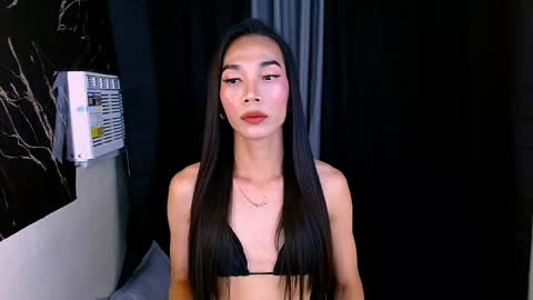 sessy_fuckerxx online show from 04/17/26, 08:17