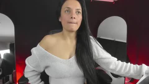 LUCERO online show from 10/28/25, 03:10